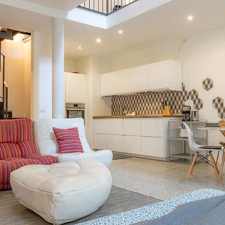 Moderno Loft A Due Passi Dal Lago Apartment Torno Exterior photo